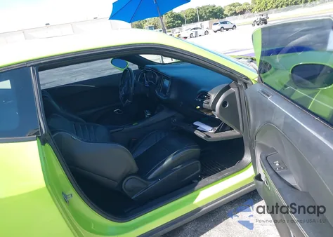 2015 Dodge Challenger Srt 392 из США, поврежденный, VIN 2C3CDZDJ0FH716141